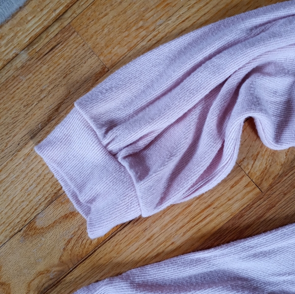 Pink Sweater - Picture 3 of 4